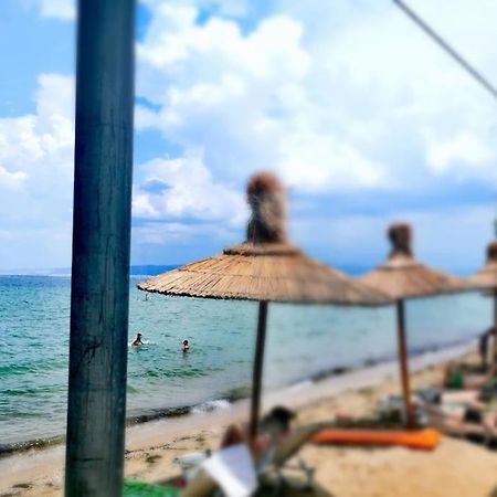 Apartment With 3 Rooms Just 1 Min From The Beach And Free Public Parking Περαία Εξωτερικό φωτογραφία